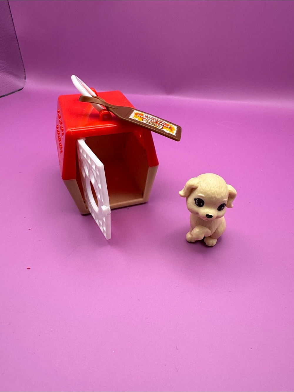 Barbie Life In The City Lab Puppy & Puppy Love Dog Crate